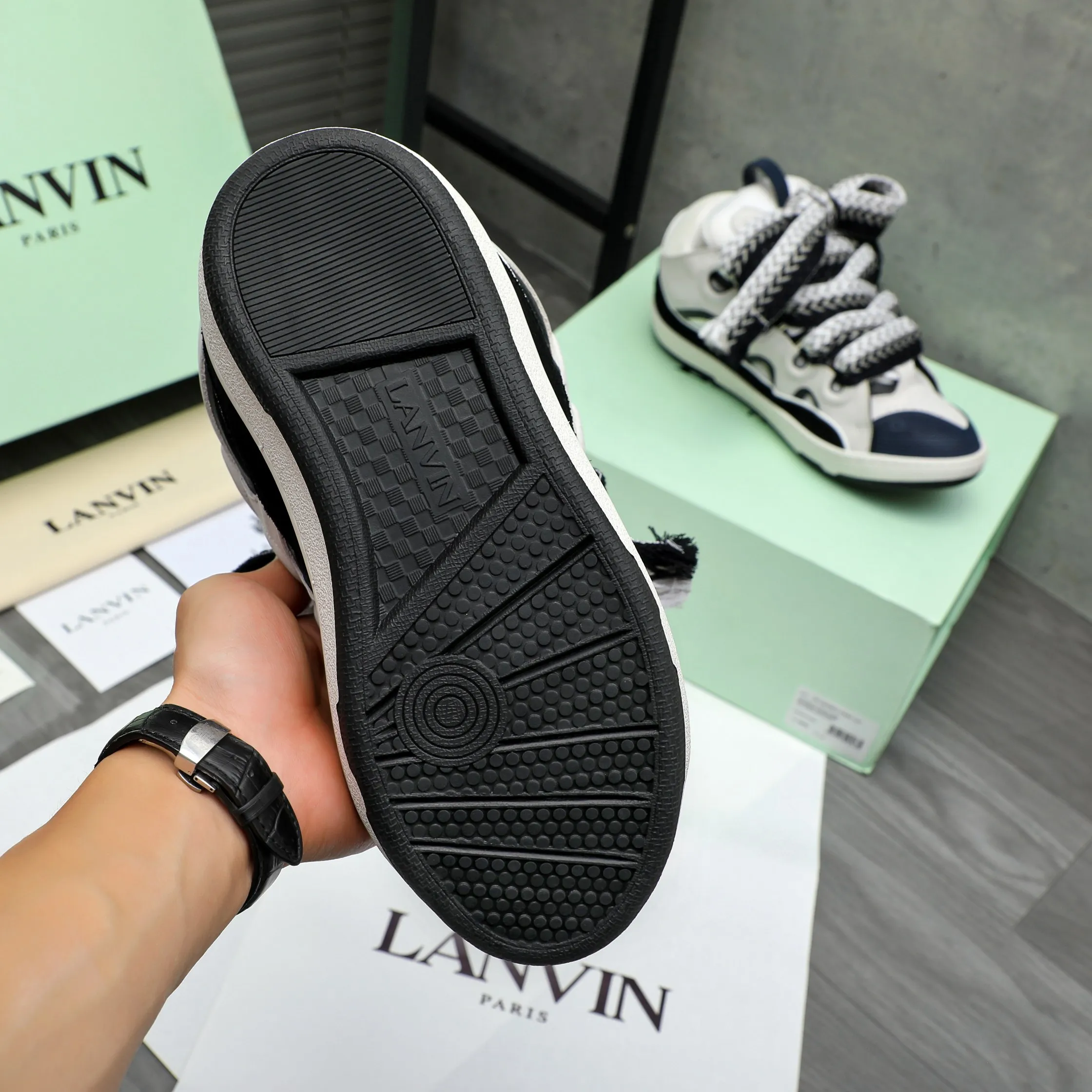 Men's shoes 💰740 [Lanvin] Lanvin high-end quality original couple's casual shoes - Upper: imported cowhide leather splicing breathable mesh - Inner lining: Lycra elastic lining - Outsole: original rubber outsole - Super high quality control·Fine workmanship: highlighted (high-end·luxury·grade) -Size: 36-45 (45 can be customized)